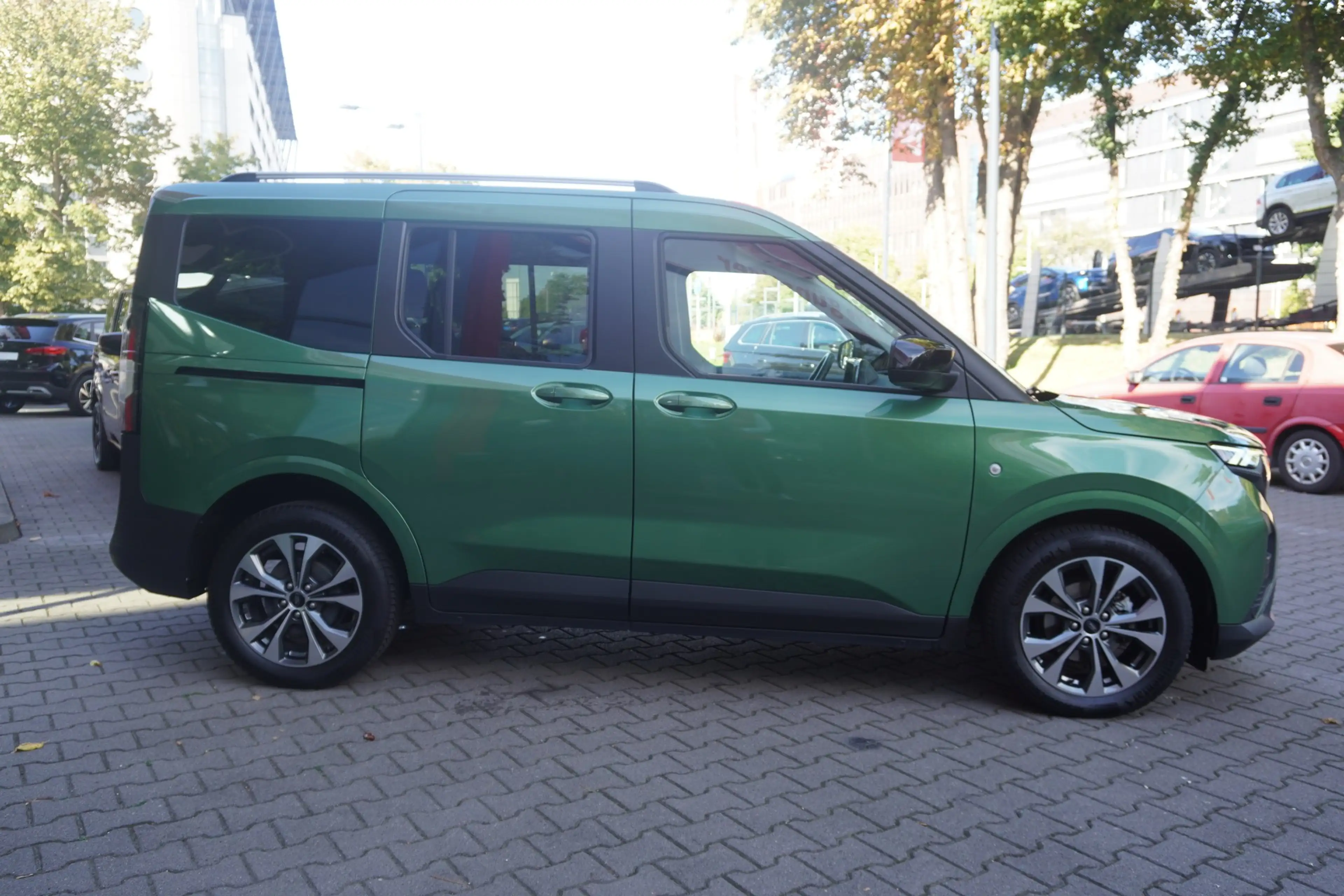 Ford Tourneo Courier 1.0 EcoBoost Titanium Aut. AHK — photo 5