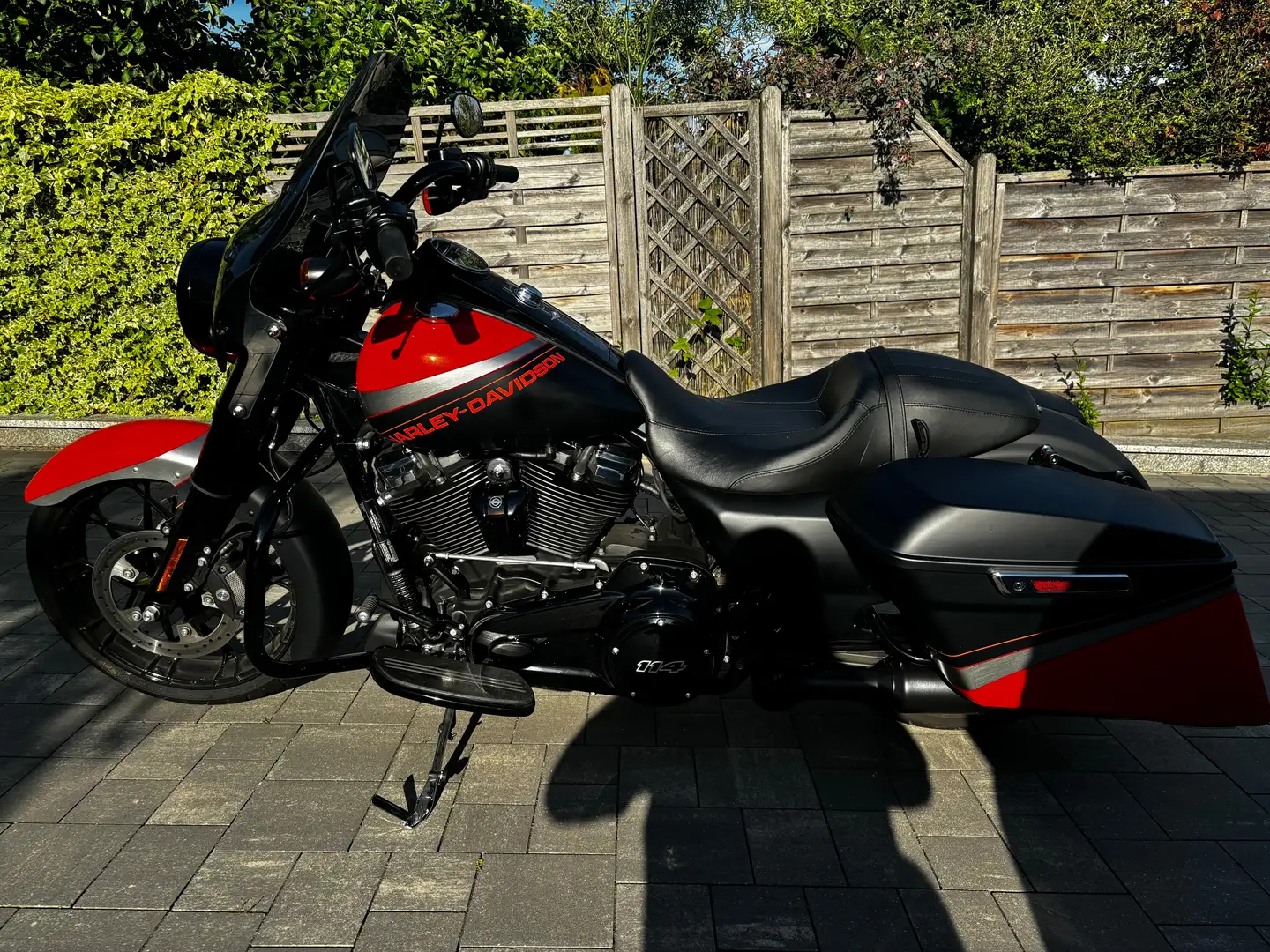 Harley-Davidson Road King Special Black - 1