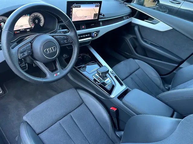 Audi A4 view 10