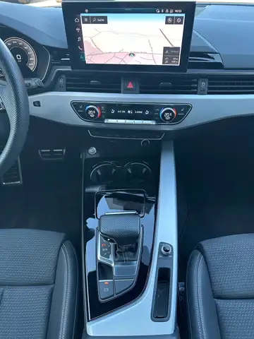 Audi A4 view 15
