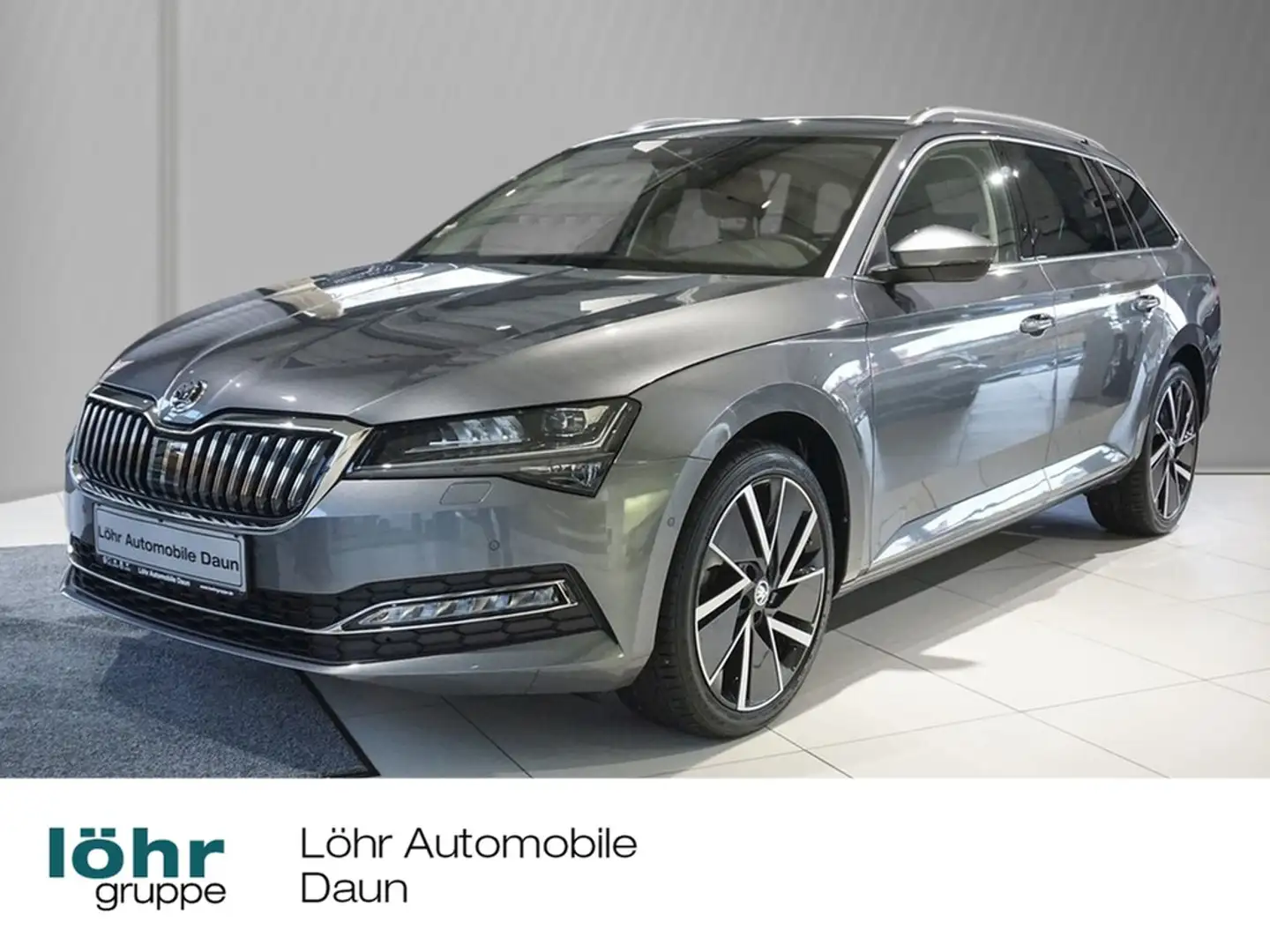 Skoda Superb Combi 2.0 TDI DSG Style Navi, Matrix Grau - 1