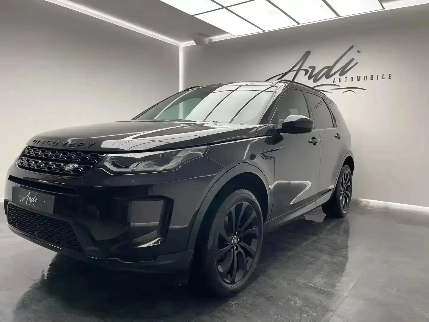 Land Rover Discovery Sport 2.0TD4*FULLBLACK*MERIDIAN*CARPLAY*CAMERA*GARANTIE* Zwart - 1