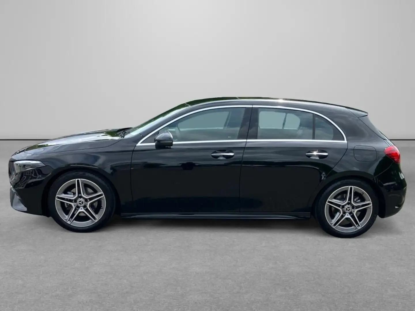 Mercedes-Benz A 200 Kompaktlimousine AMG*LED*SpurH*PDC*RFK*AHK Schwarz - 2