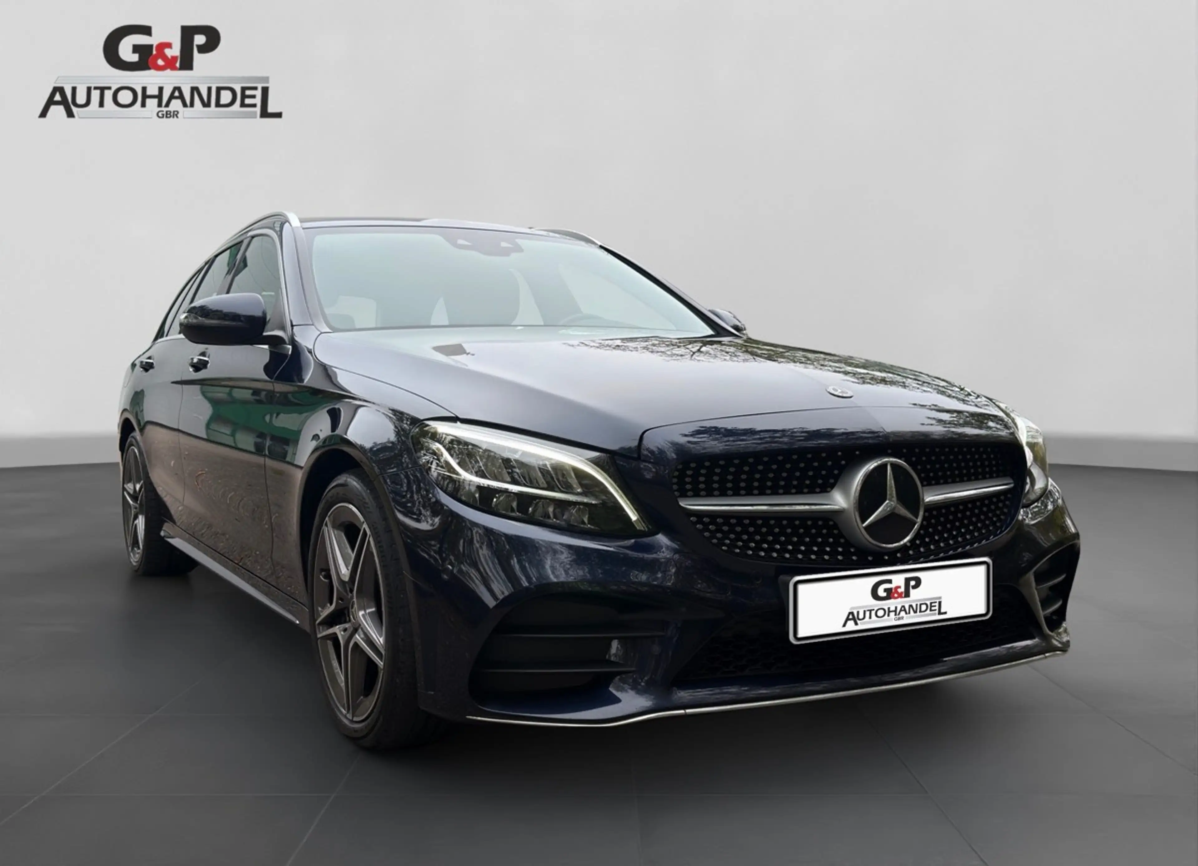 Mercedes-Benz C 220 C 220 d AMG schwenk. AHK Rückkamera Navi