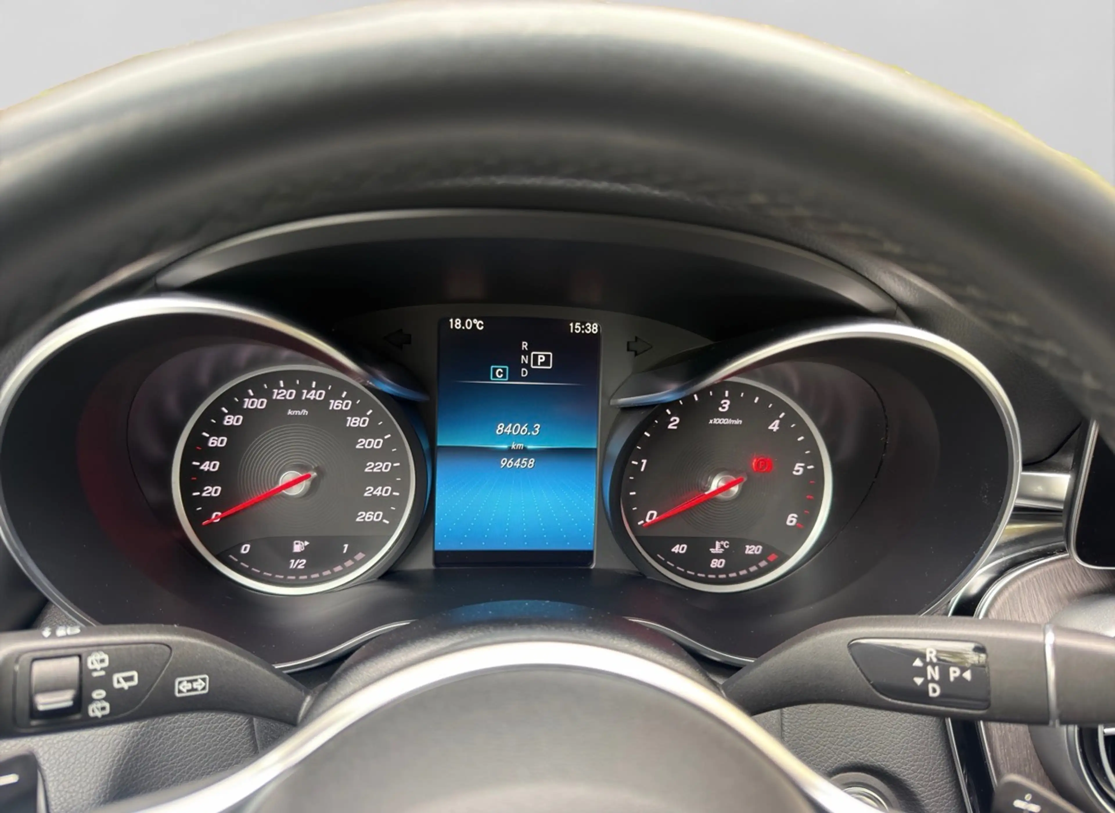 Mercedes-Benz C 220 C 220 d AMG schwenk. AHK Rückkamera Navi — photo 13