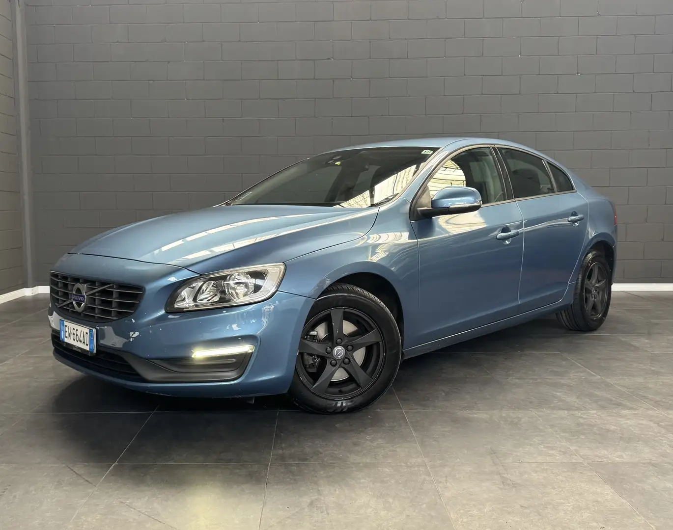 Volvo S60 2.0 CAMBIO AUTOMATICO ADATTA A NEOPATENTATI - 2