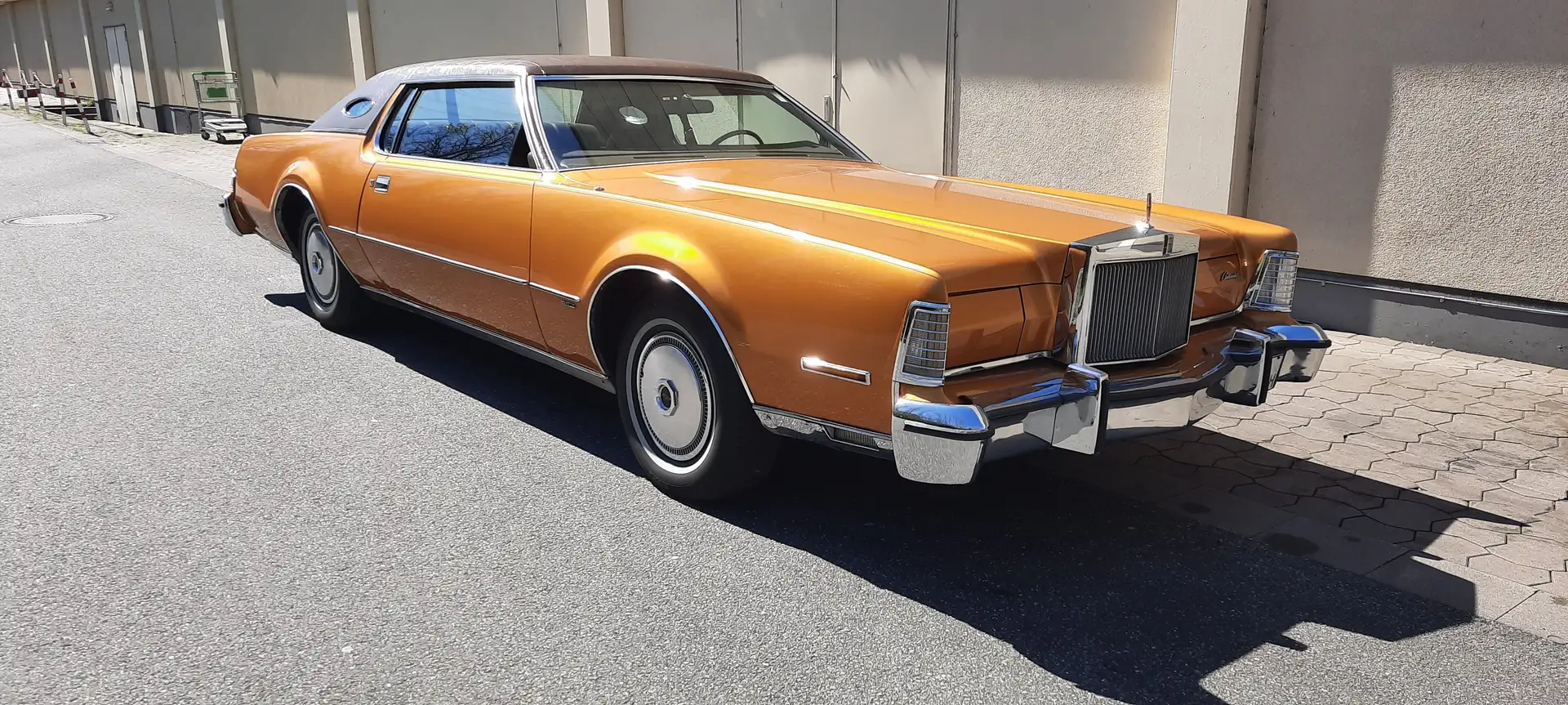 Lincoln Mark Continental Mark IV Gold - 2