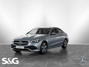 Avantgarde KAMERA+LED+17"+CARPLAY+740 KM