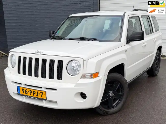 Jeep Patriot 2.4 Sport Liberty 1EEIGENAAR/VOLO-H/4X4/CRUISE/LMV