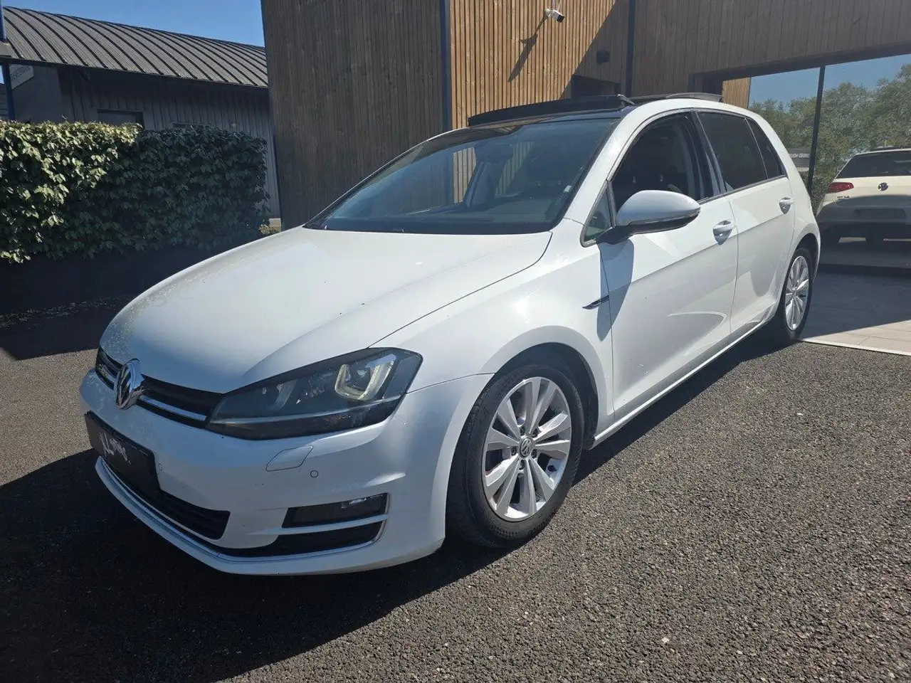 Volkswagen Golf VII 2.0L TDI 150CH / TOIT OUVRANT / XENO