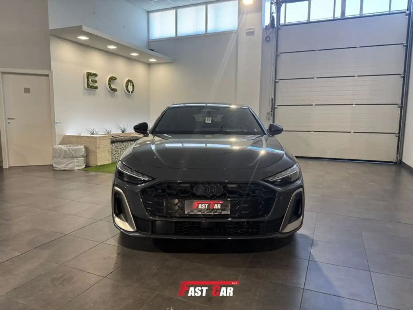 Audi A5 Sedan TDI 150 kW quattro S tronic mHEV+ S Line ed Grau - 2