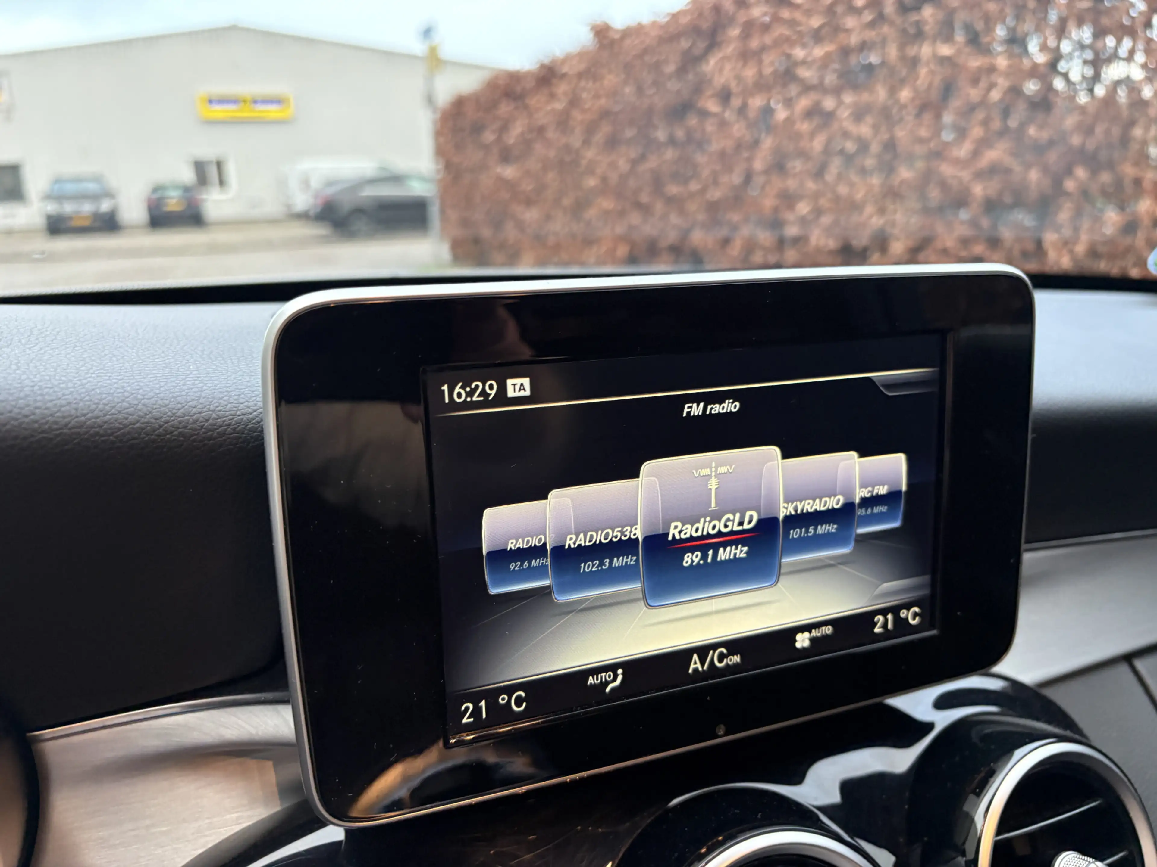 Mercedes-Benz C 350 e Lease Edition / AUTOMAAT / LEER / NAVI / CRUISE — photo 9