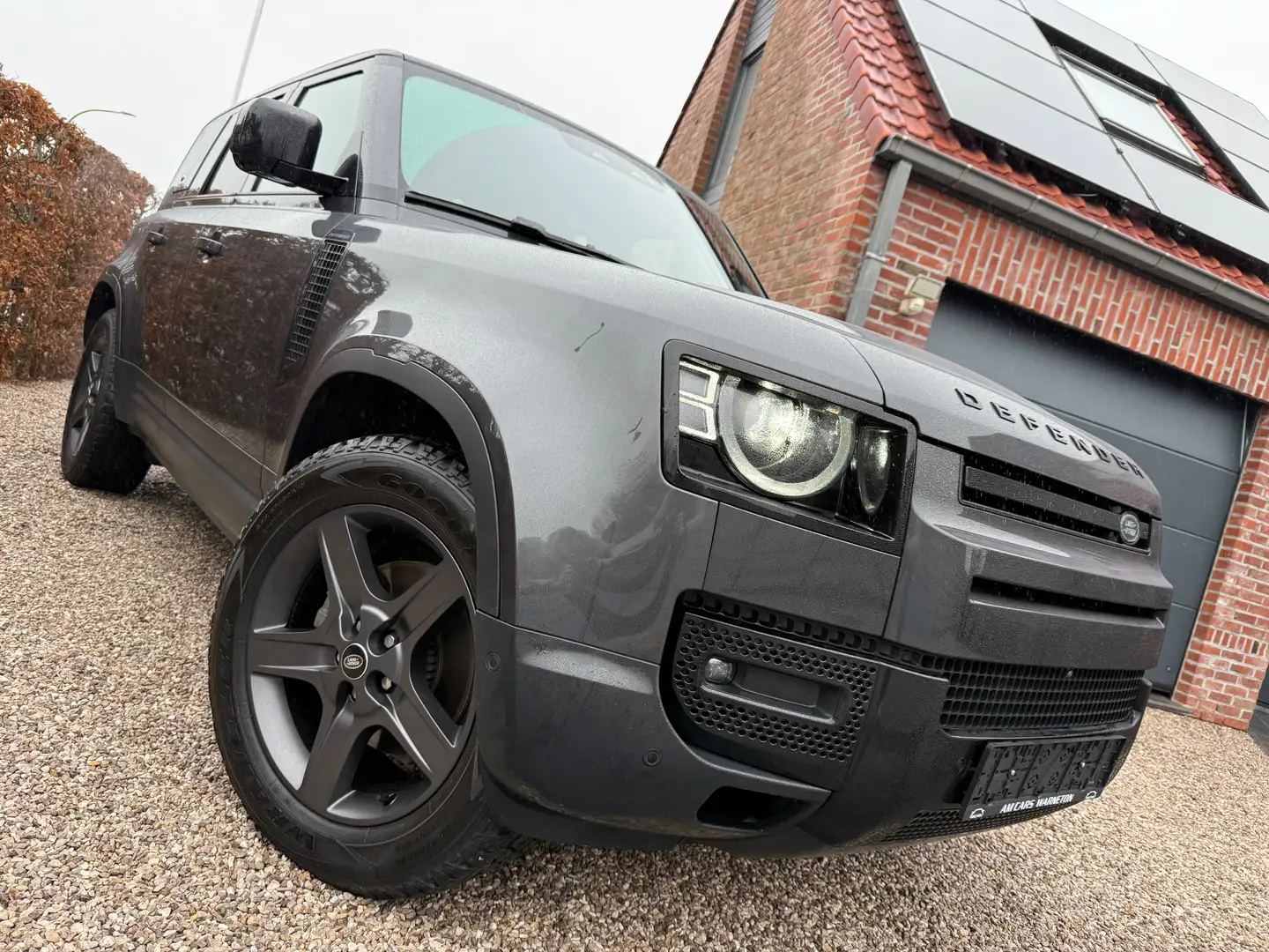 Land Rover Defender Defender 110 3.0 D MHEV D200 HSE Gris - 1