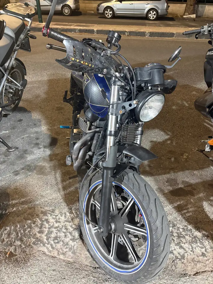 Triumph Bonneville T100