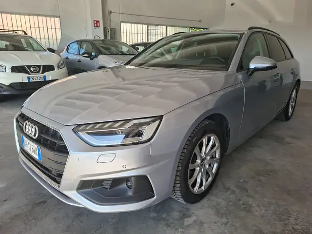 Audi A4 2.0 TDI EURO 6D / AUTOMATICO / 190CV / 4X4