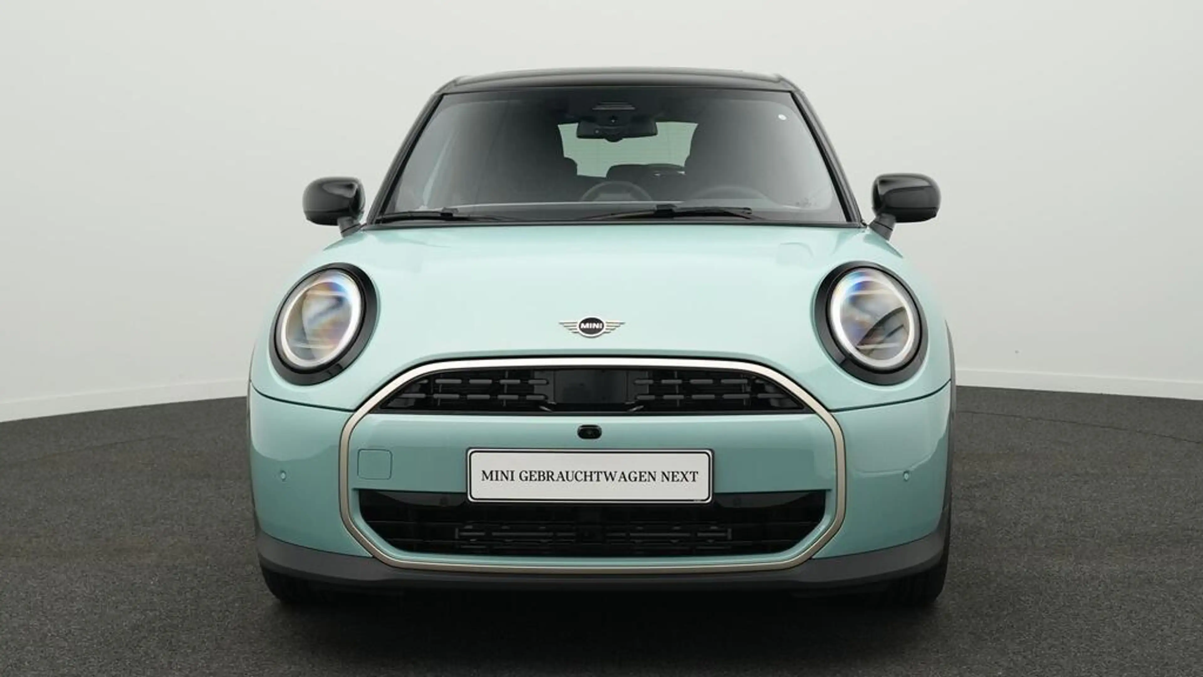 MINI Cooper C Favoured Trim — photo 15