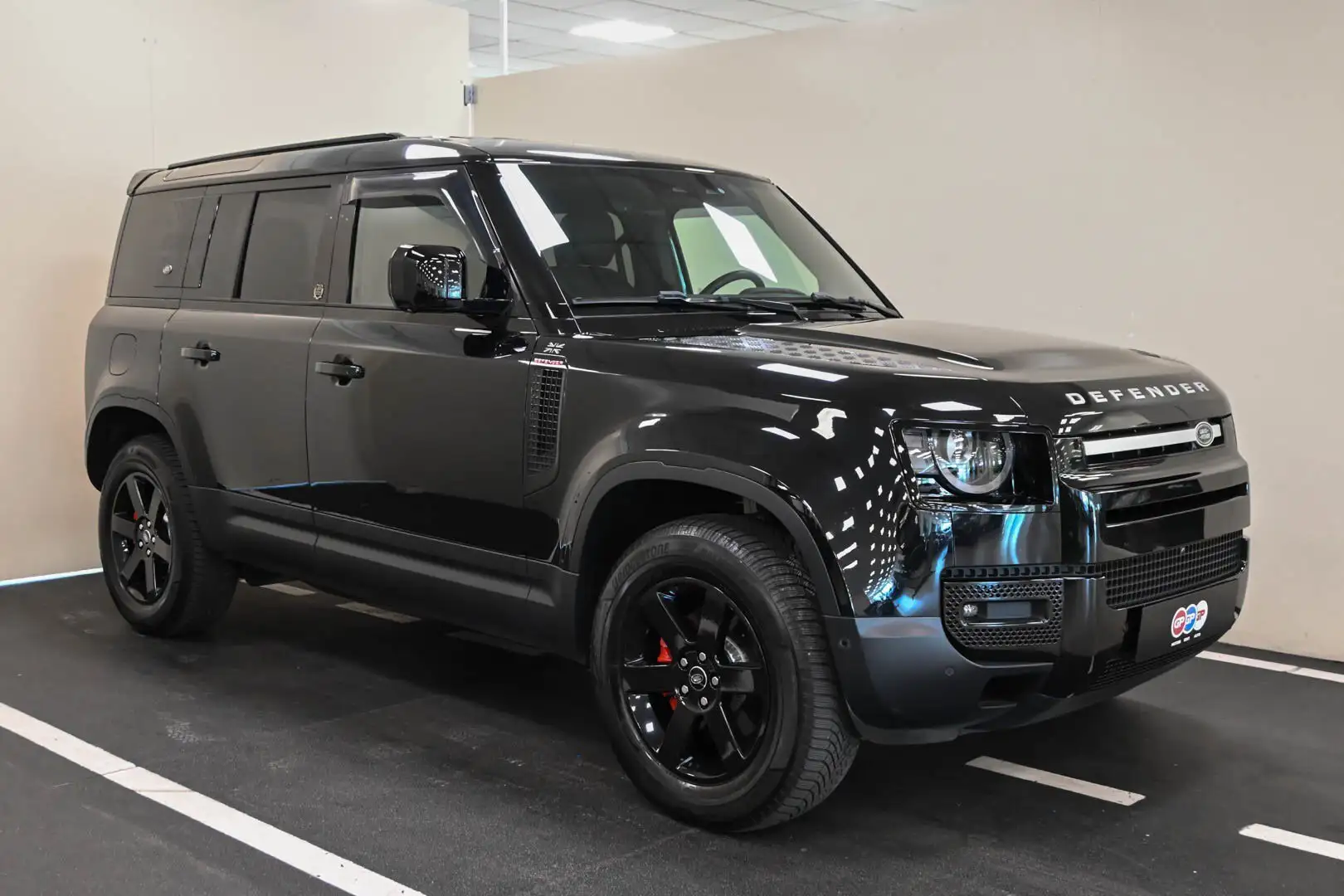 Land Rover Defender 110 3.0D I6 200 CV AWD Auto S Autocarro N1 Černá - 1