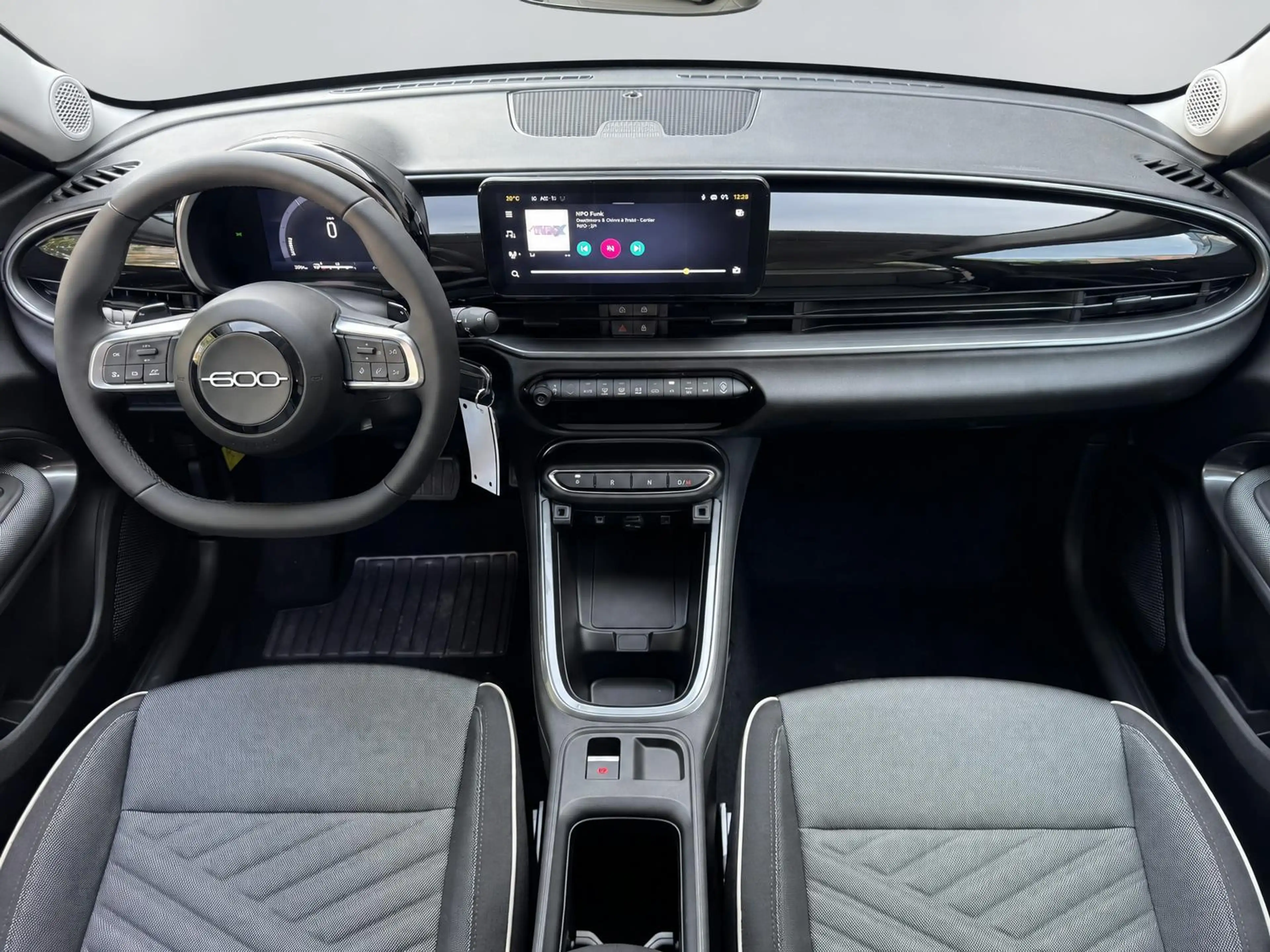 Fiat 600 1.2 Hybrid Icon | Nieuw | Direct leverbaar | Prijs — photo 4