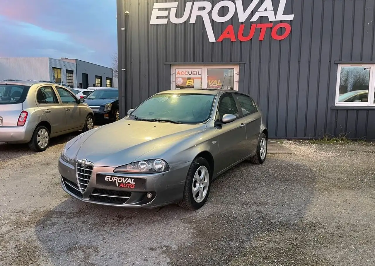 Alfa-romeo 147 1.6 ts 120ch sportiva 5p