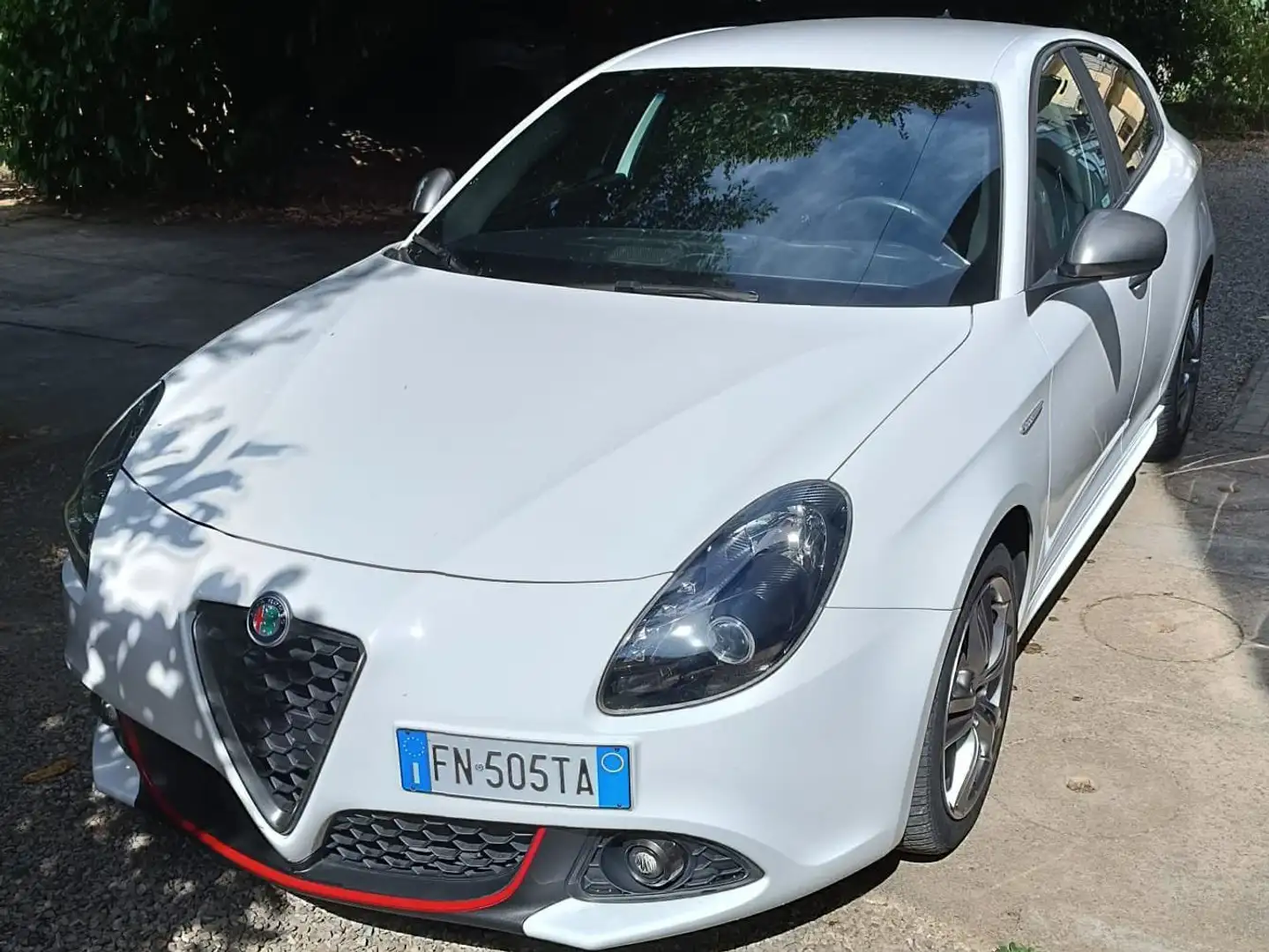 Alfa Romeo Giulietta Giulietta III 2016 1.6 jtdm 120cv Bílá - 1