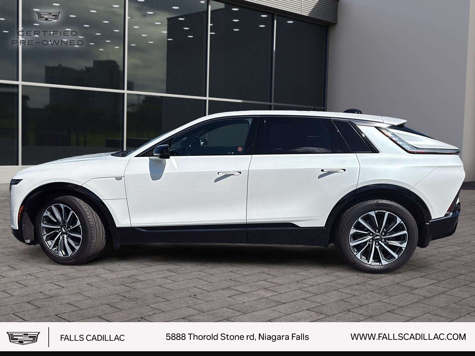 2024 Cadillac Lyriq Sport SPORT,AWD,SUNROOF,P.SEATS,R.START — снимка 1