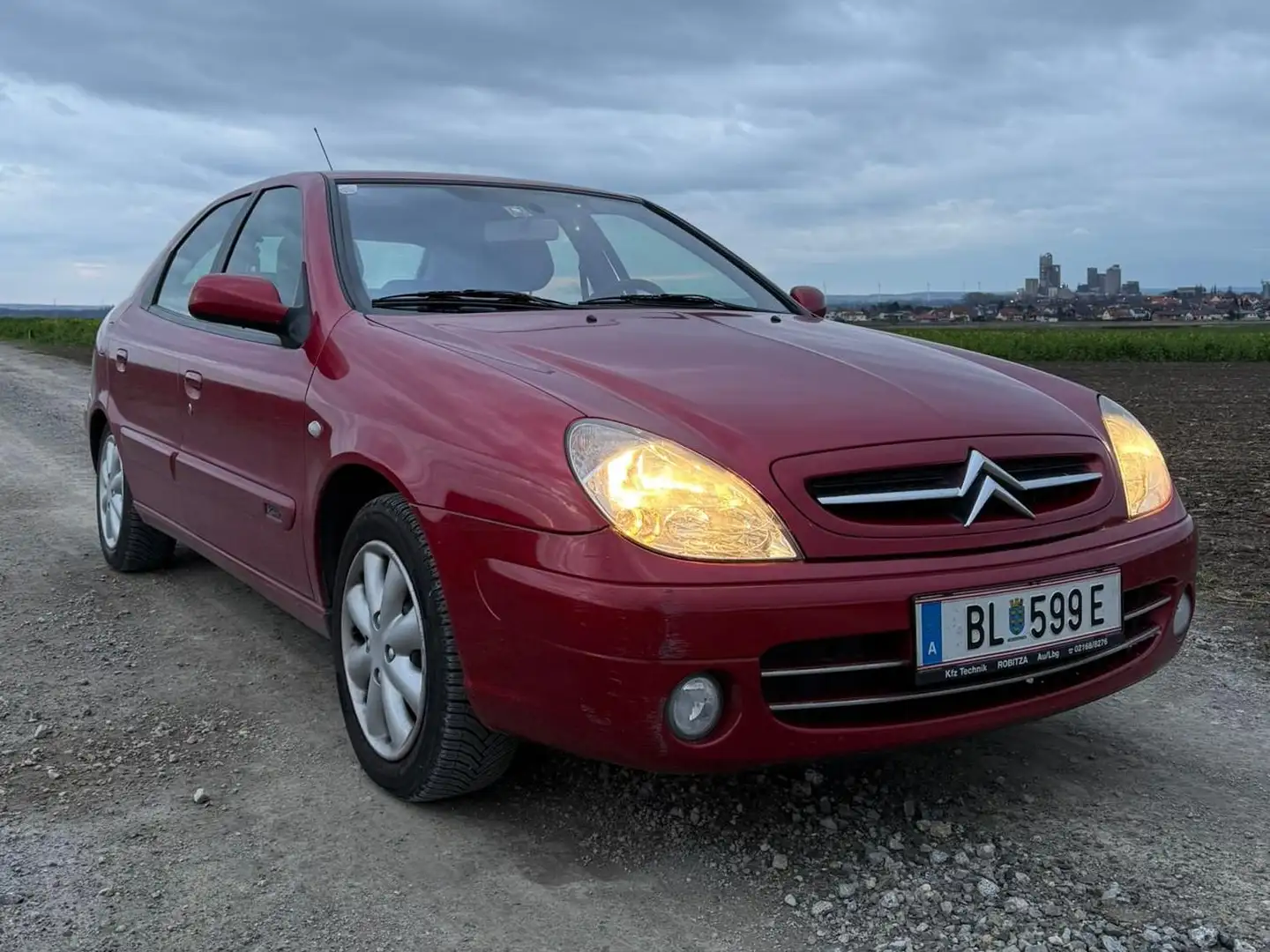 Citroen Xsara Xsara 1,6i 16V SX SX Rot - 1