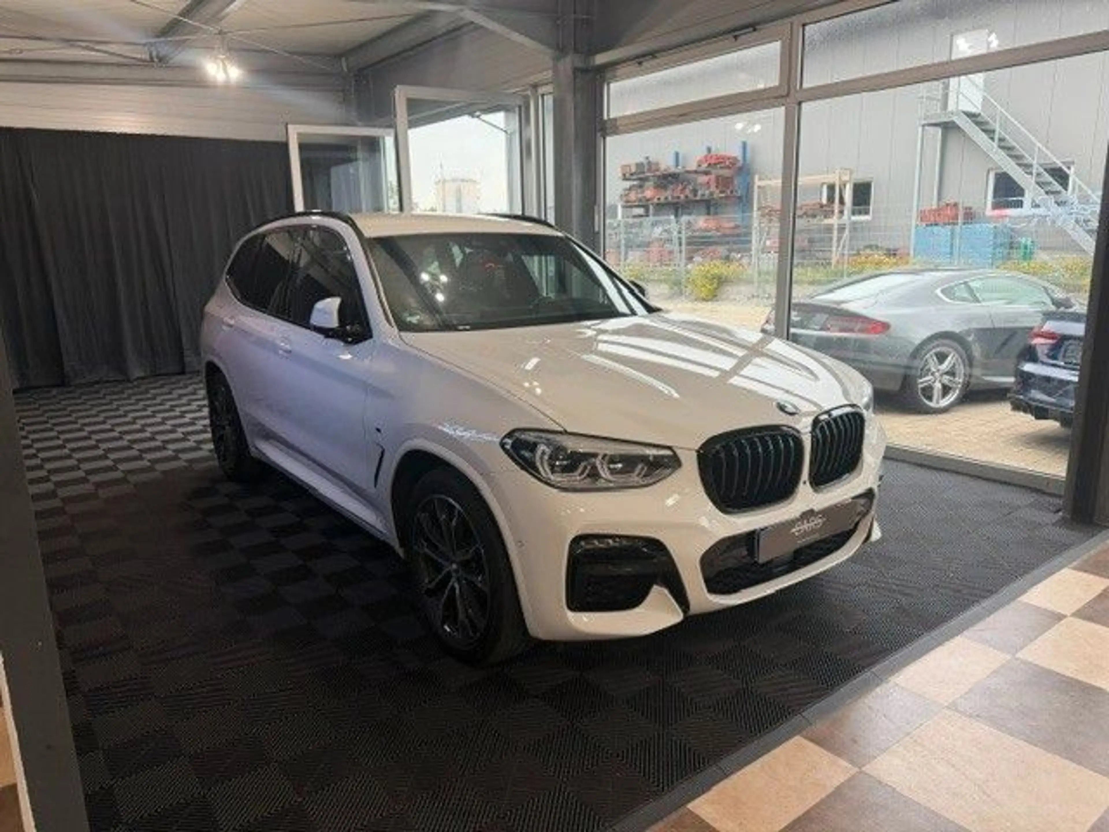 BMW X3 M40 d *Standheizung* BMW Service Historie — photo 3