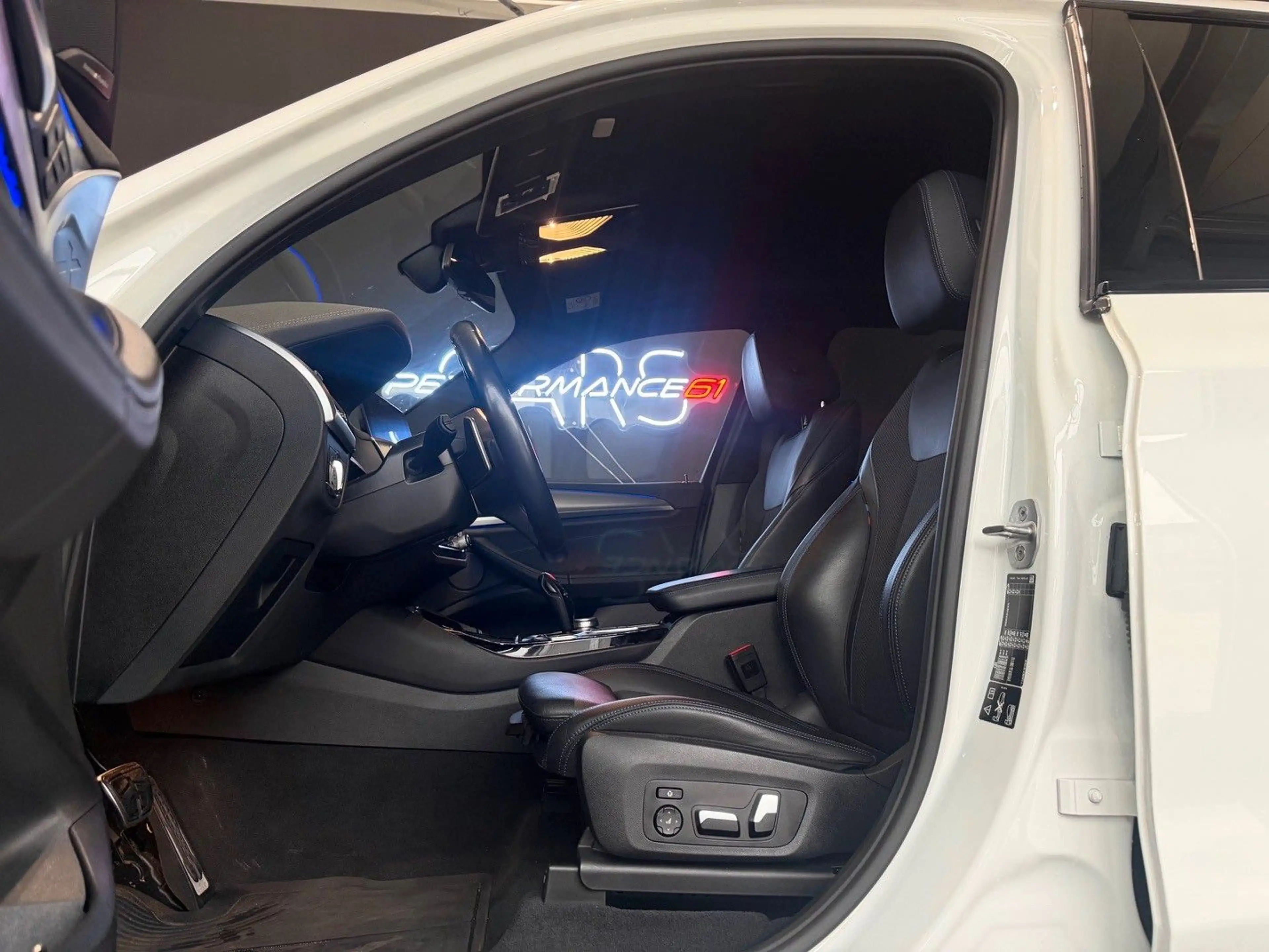 BMW X3 M40 d *Standheizung* BMW Service Historie — photo 5
