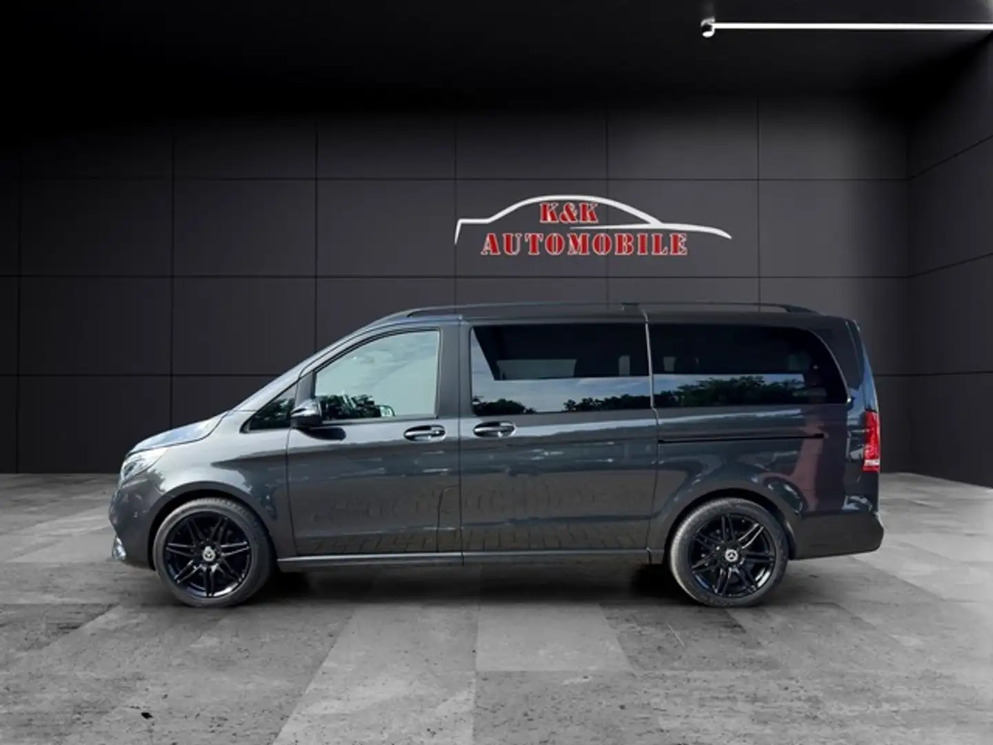 Mercedes-Benz V 300 d LANG EDITION AMG/CAM/NAVI/AHK/AIRMATIC Gris - 2