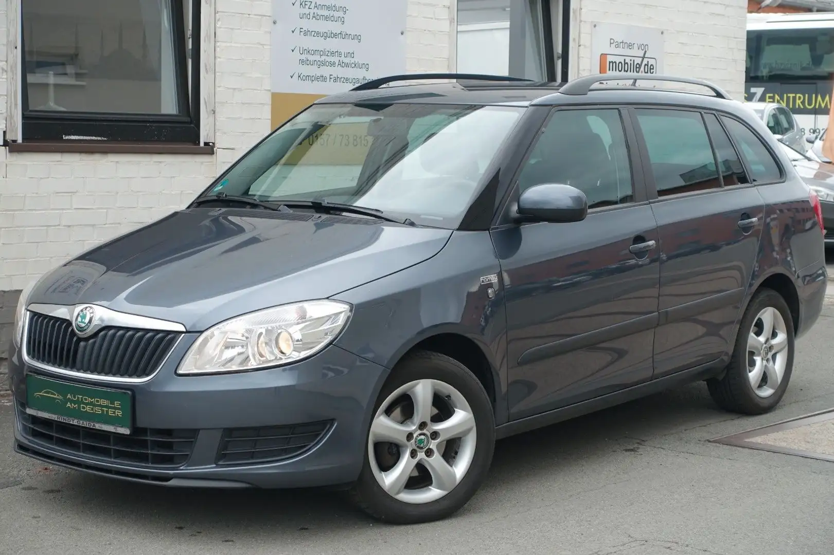 Skoda Fabia Combi Family*SHZ*PDC*TEMPOMAT*ISOFIX*BC*ZV Grau - 1