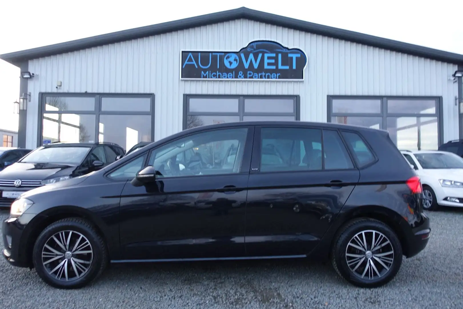 Volkswagen Golf Sportsvan 1.2 KLIMAAUT SITZH PDC Scheckheft Schwarz - 1