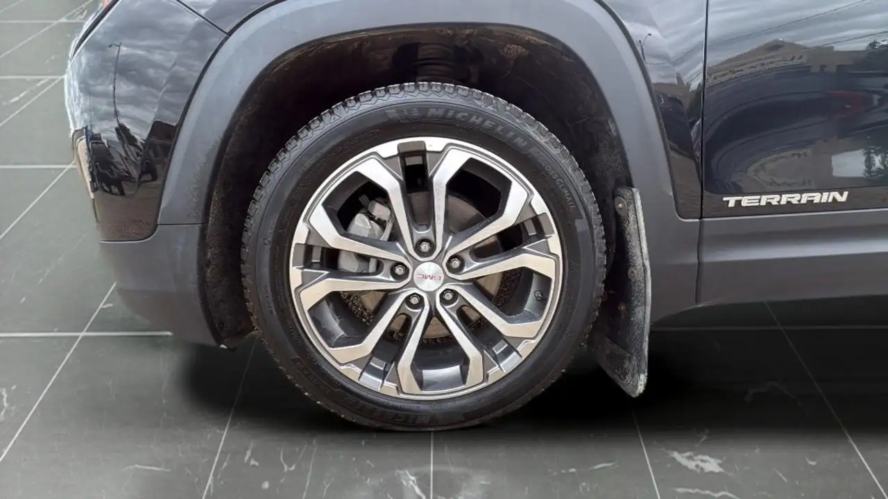 GMC Terrain photo GMC Terrain