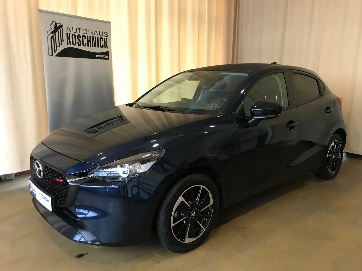 Mazda 2 5HB 1.5L e-SKYACTIV G 90ps 6MT FWD HOMURA AKA Bleu - 1