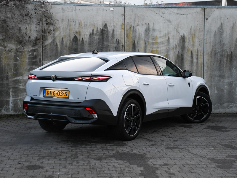 Peugeot 408 GT 1.2 Hybrid 145pk Automaat 19''LM | PDC + CAM. | — photo 5