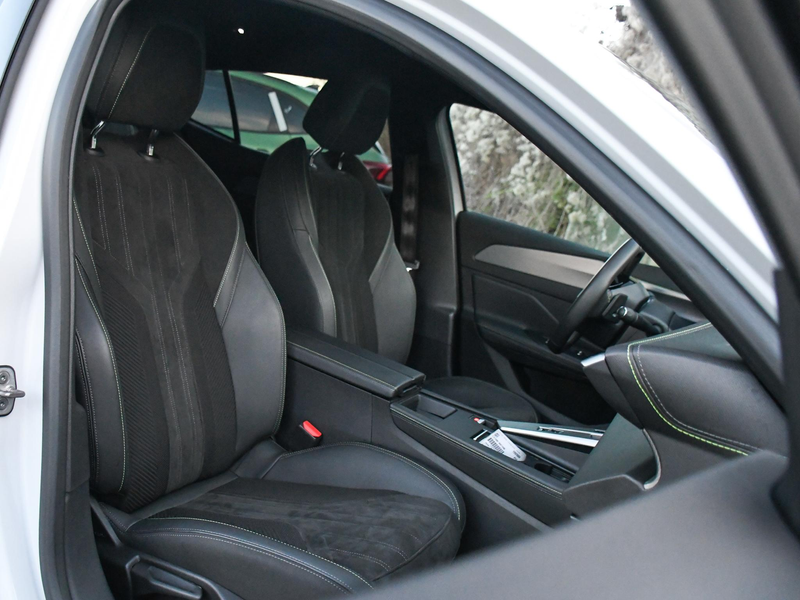 Peugeot 408 GT 1.2 Hybrid 145pk Automaat 19''LM | PDC + CAM. | — photo 10