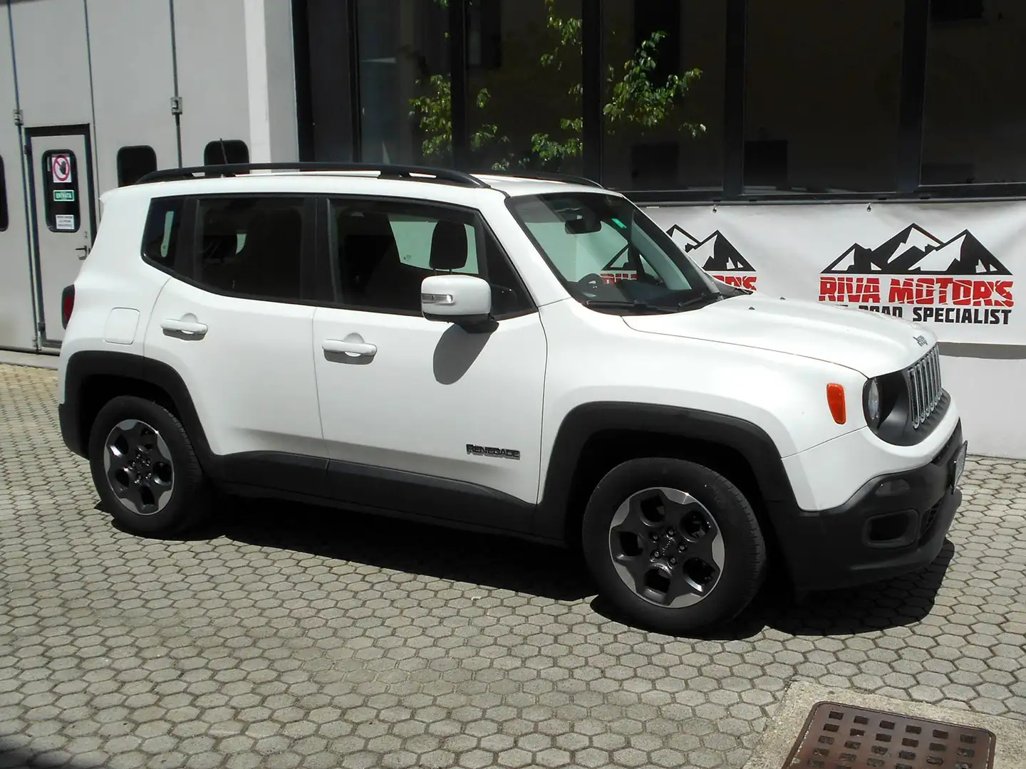 Jeep Renegade Renegade 1.4 m-air Longitude fwd 140cv auto my18 White - 2