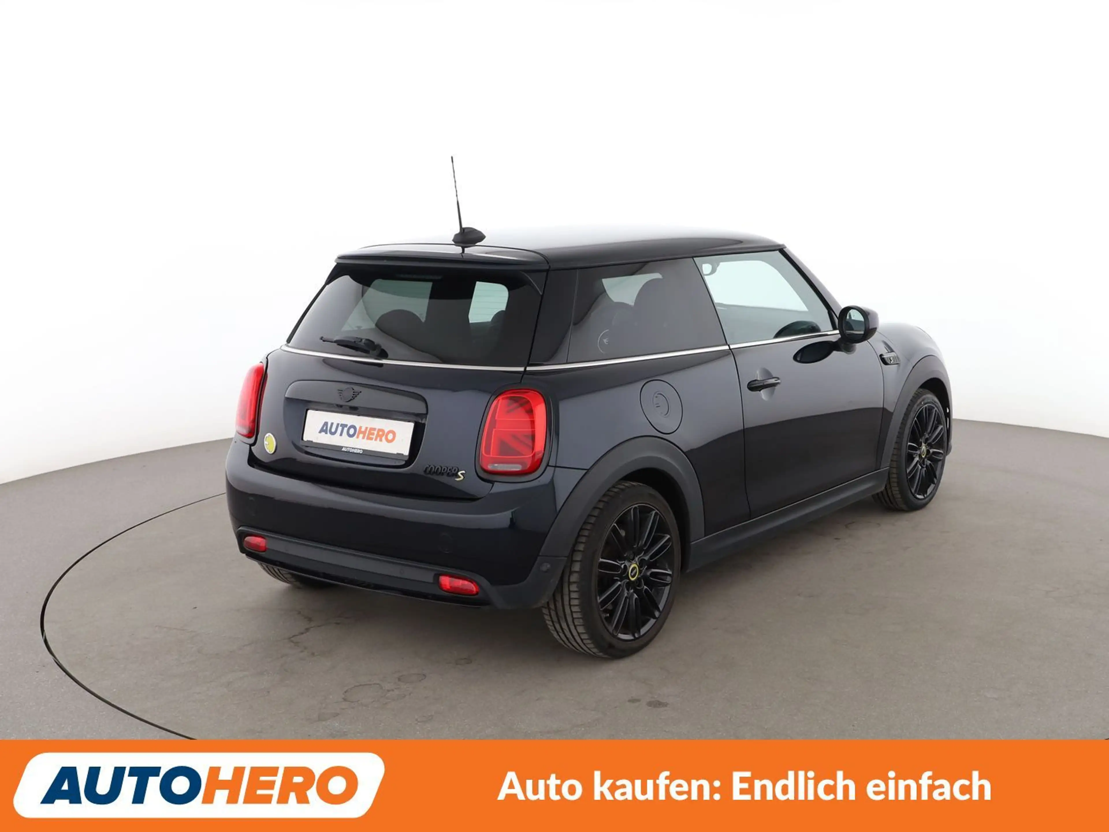 MINI Cooper SE Cooper SE Classic Trim Aut.*NAVI*LED*CAM*PDC* — photo 6