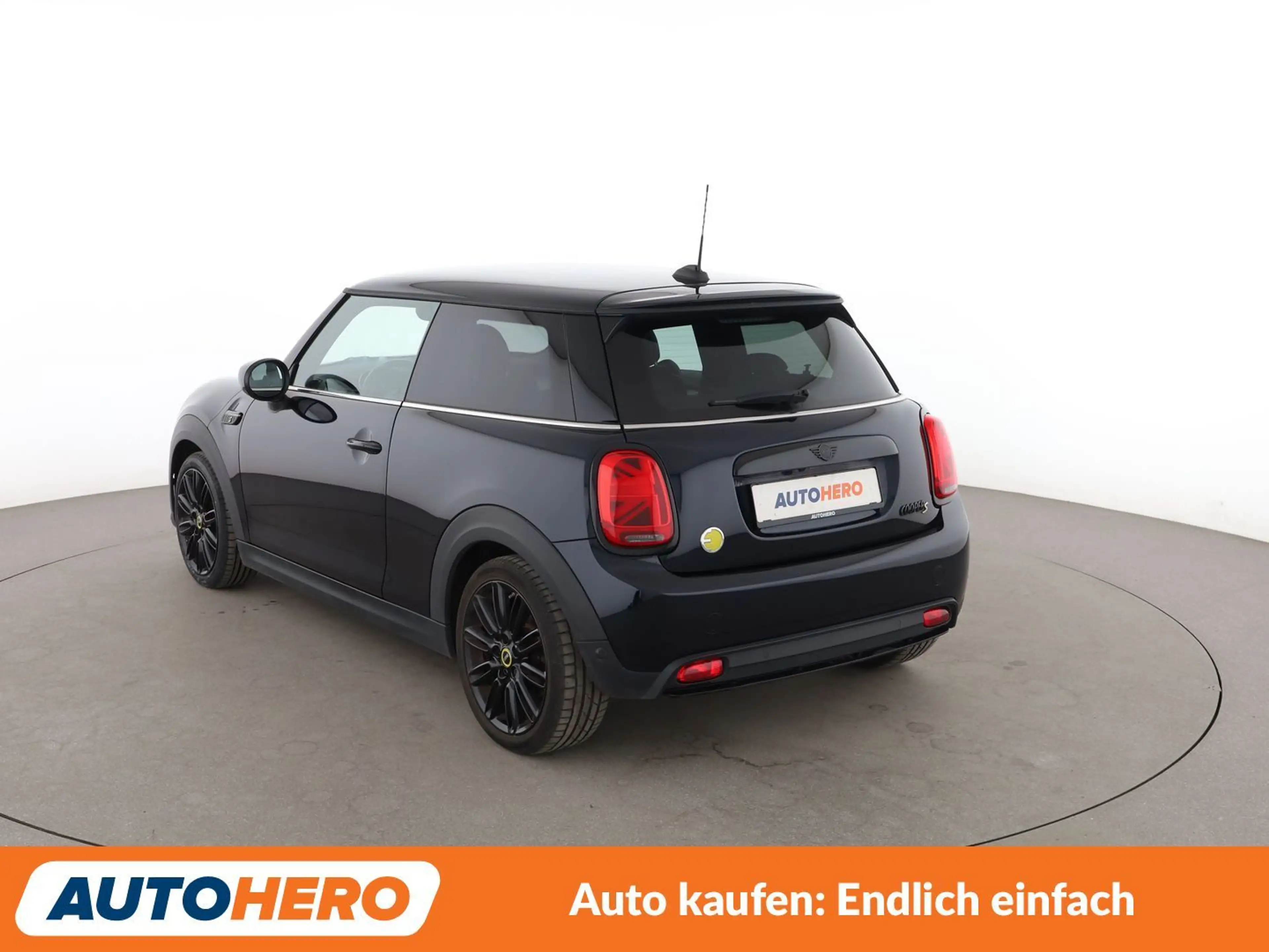 MINI Cooper SE Cooper SE Classic Trim Aut.*NAVI*LED*CAM*PDC* — photo 4