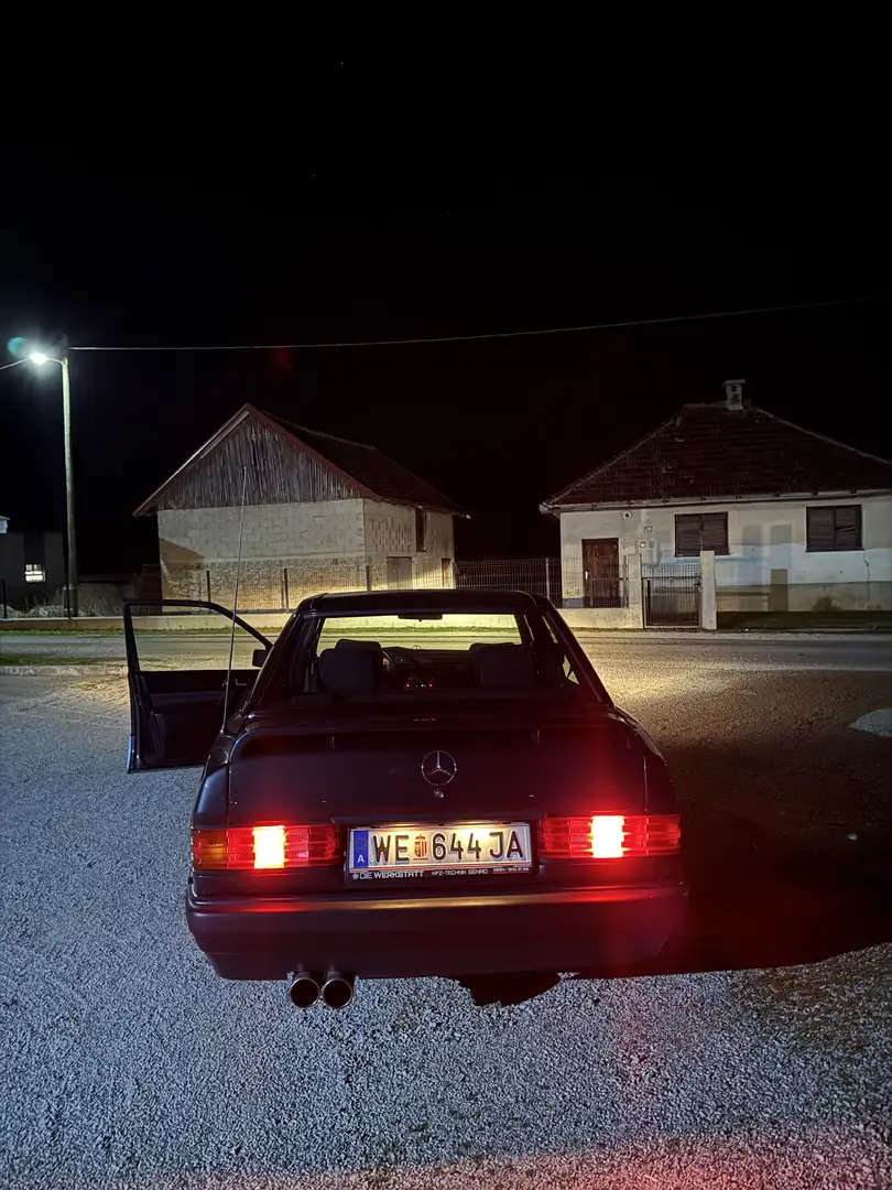 Mercedes-Benz 190 E 2.0 - 2