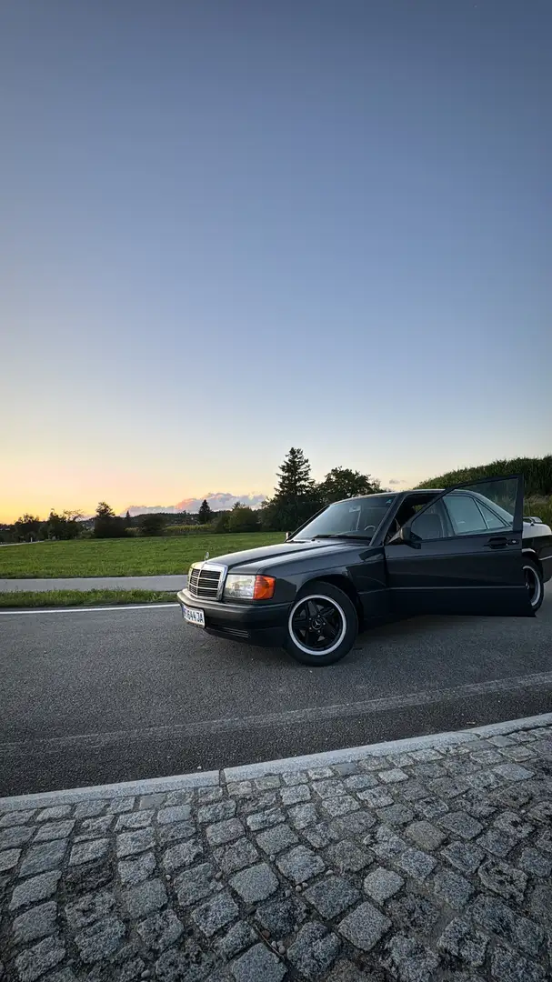 Mercedes-Benz 190 E 2.0 - 1