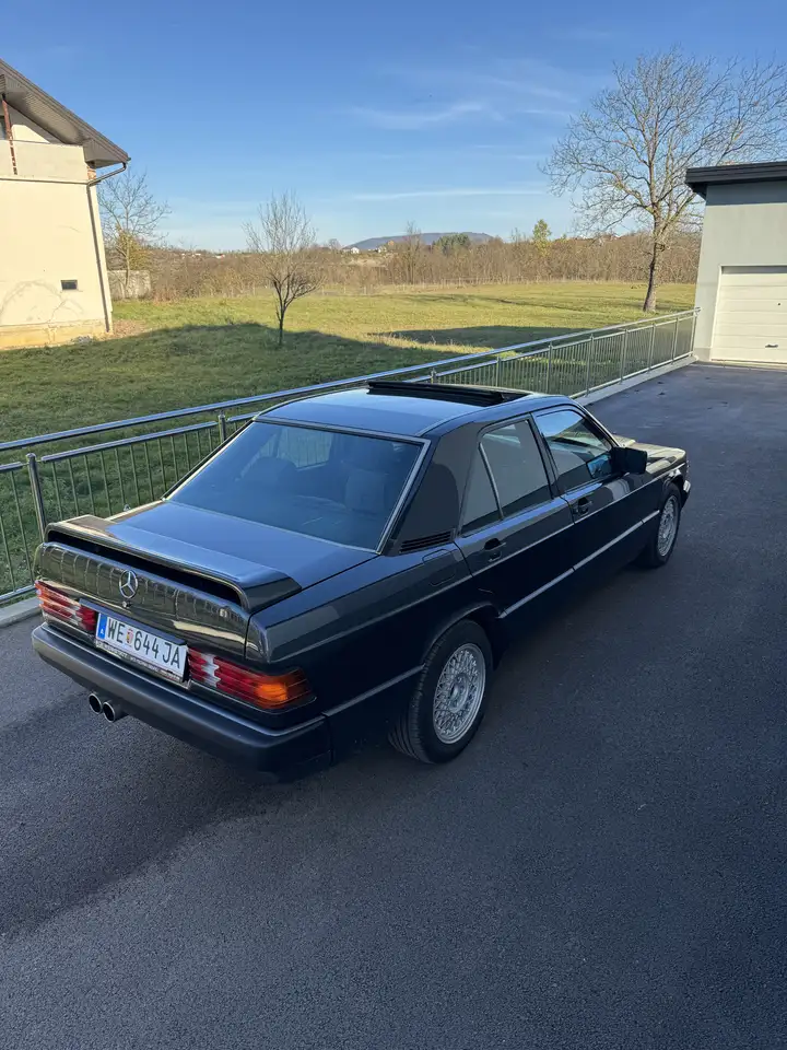 Mercedes-Benz 190 E 2.0, foto 5
