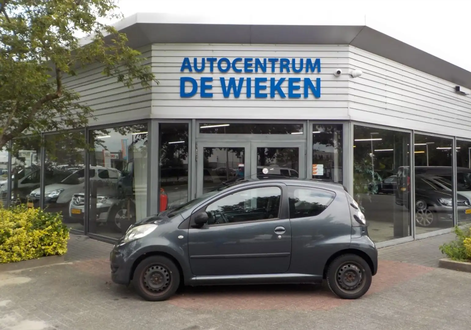 Citroen C1 1.0-12V SELECTION LET OP SCHADE AIRCO ELEK RAMEN T Grijs - 2