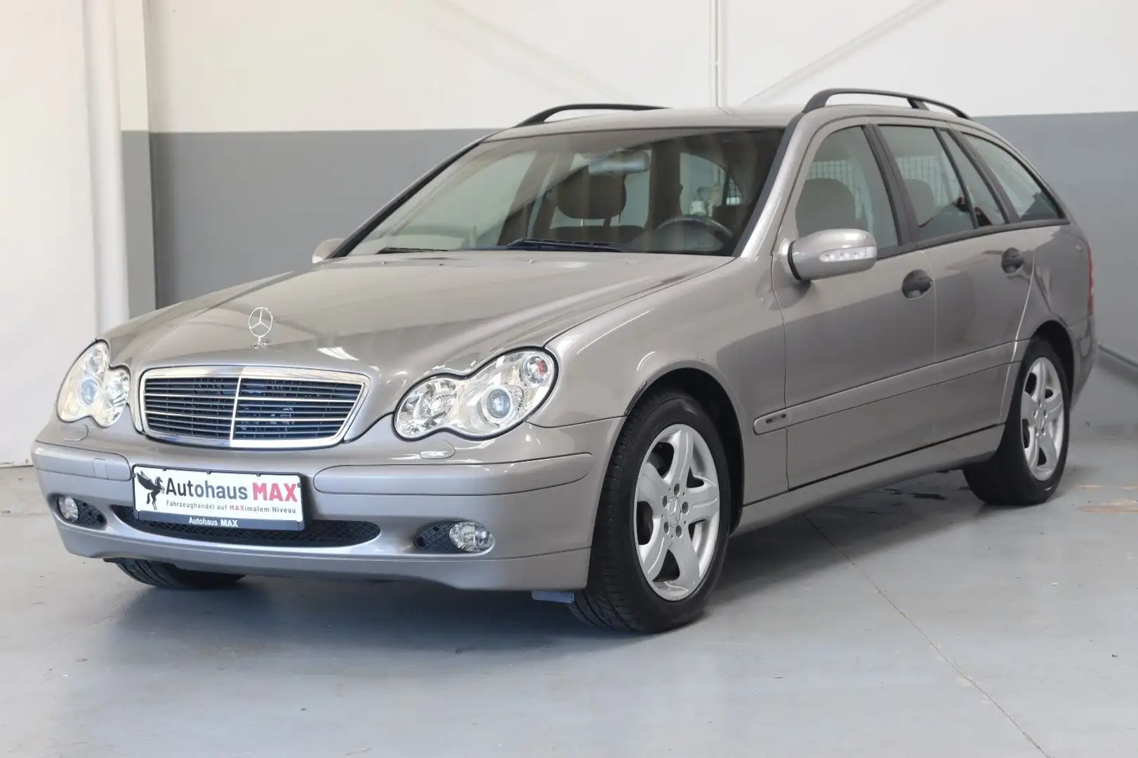 Mercedes-Benz C 240 T~SZH~elek Sitze~wenig KM~sauber~Navi Серебристый - 1