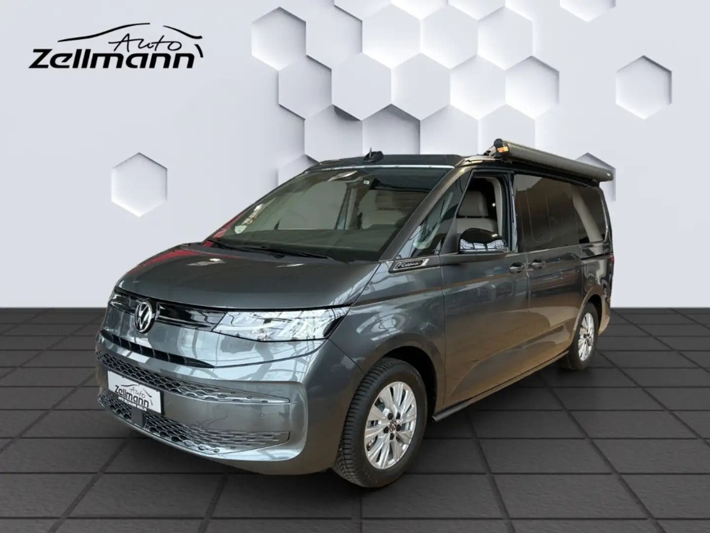 Volkswagen T7 California Beach Tour 2,0l TSI DSG StandHZG AHK Navi Klimaaut Šedá - 1
