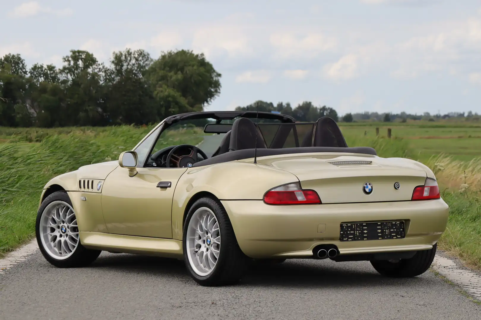 BMW Z3 3.0i Roadster - Pistaziengrün Metallic, Low Mileag Gelb - 2