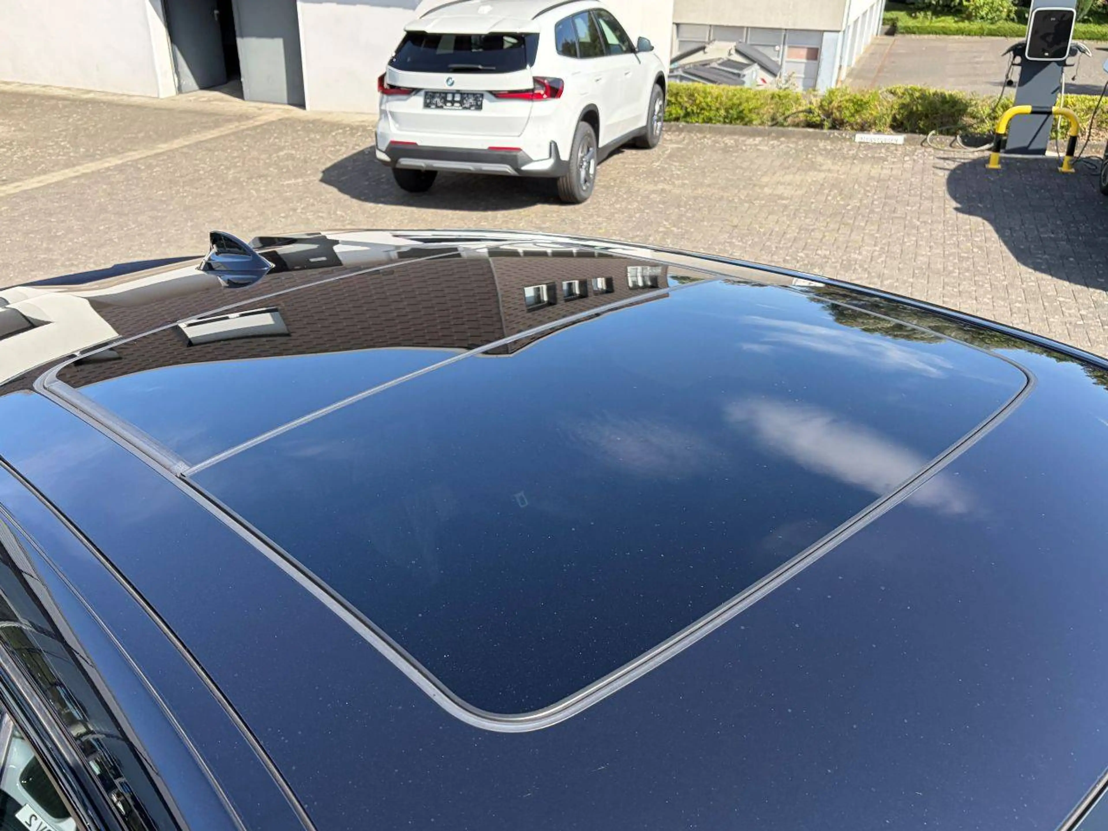BMW X6 xDrive 40 i M Sport / Merino Leder / Glasdach / Laserlicht — photo 15