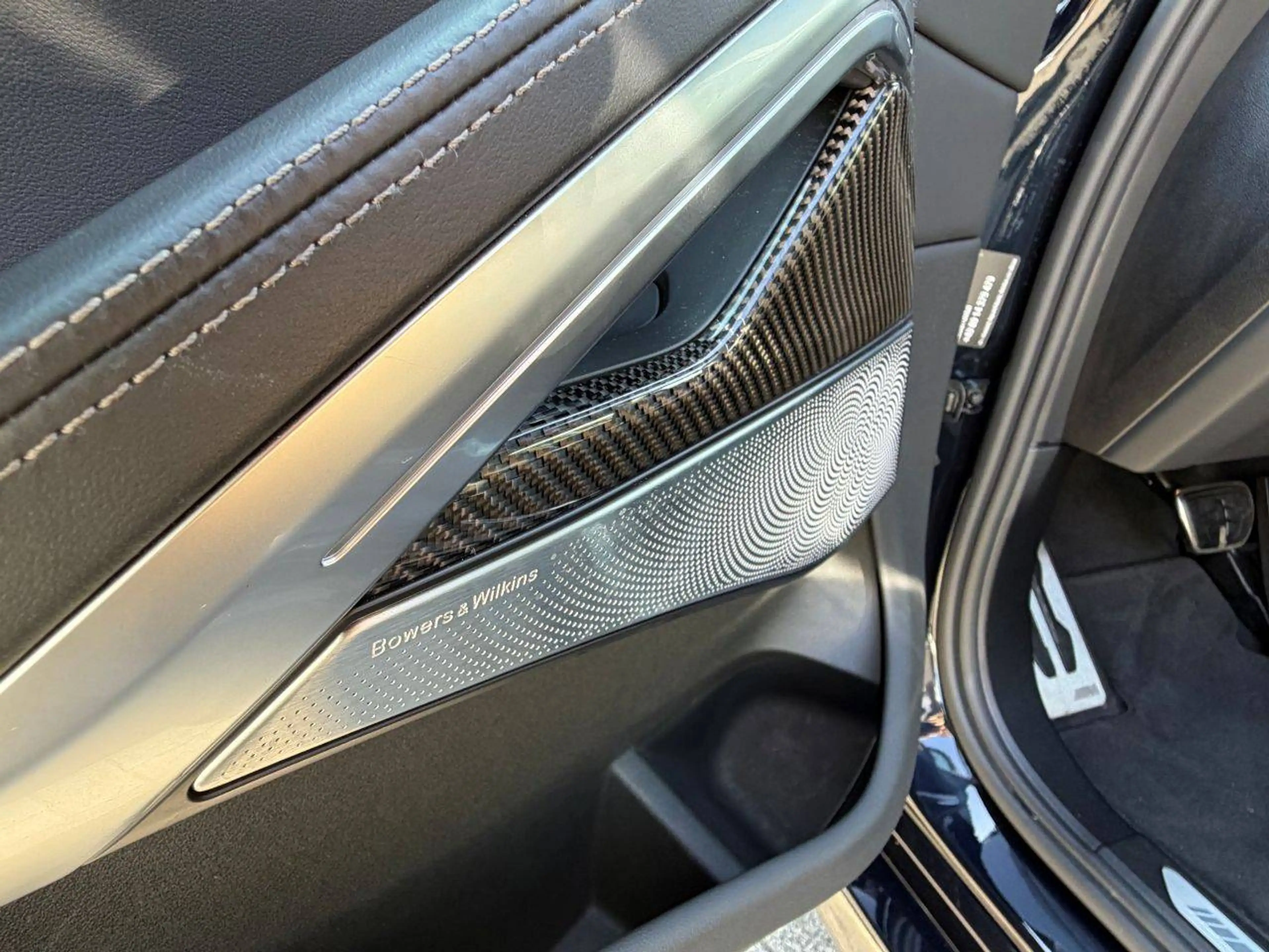 BMW X6 xDrive 40 i M Sport / Merino Leder / Glasdach / Laserlicht — photo 12