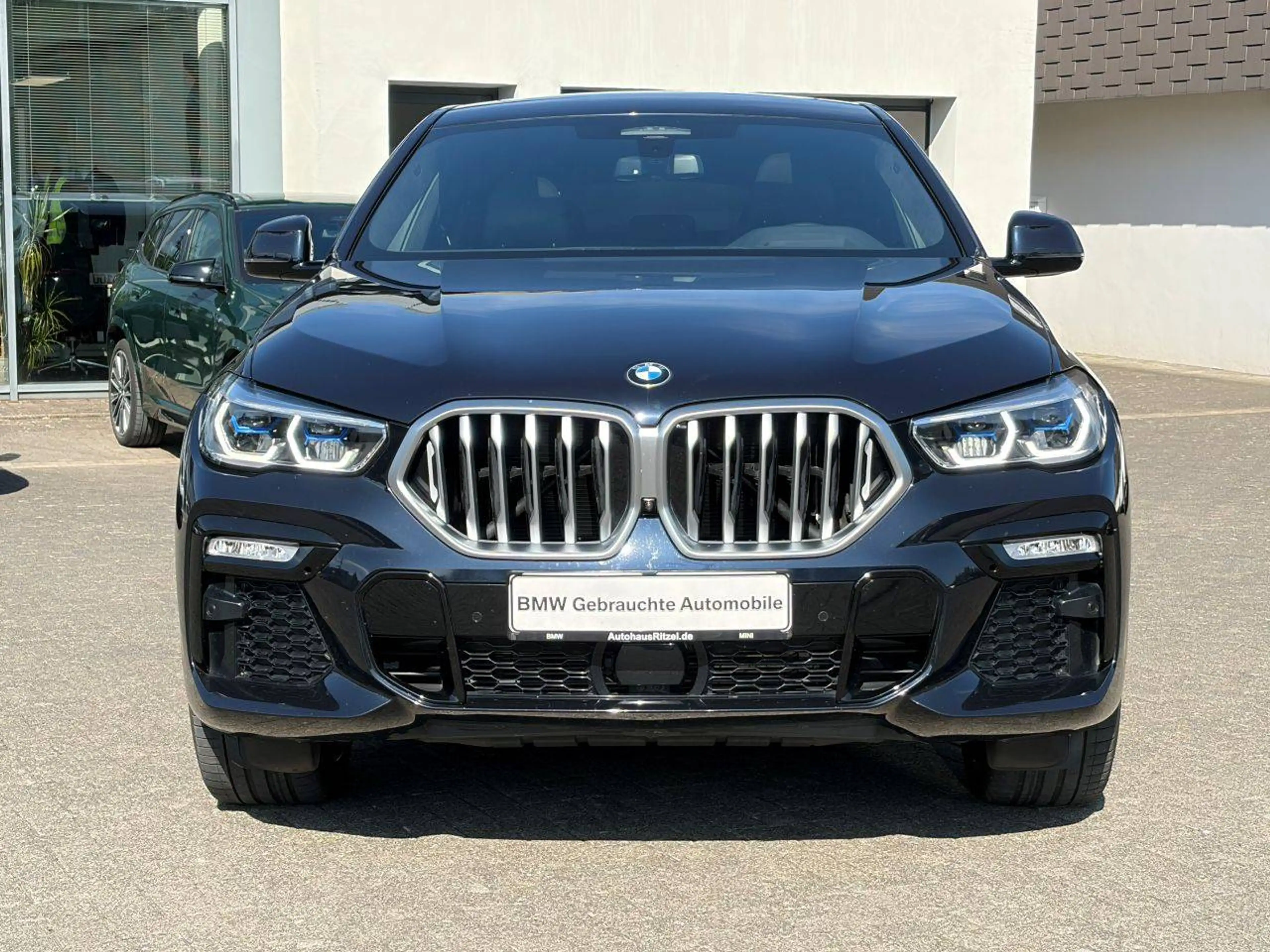 BMW X6 xDrive 40 i M Sport / Merino Leder / Glasdach / Laserlicht — photo 2