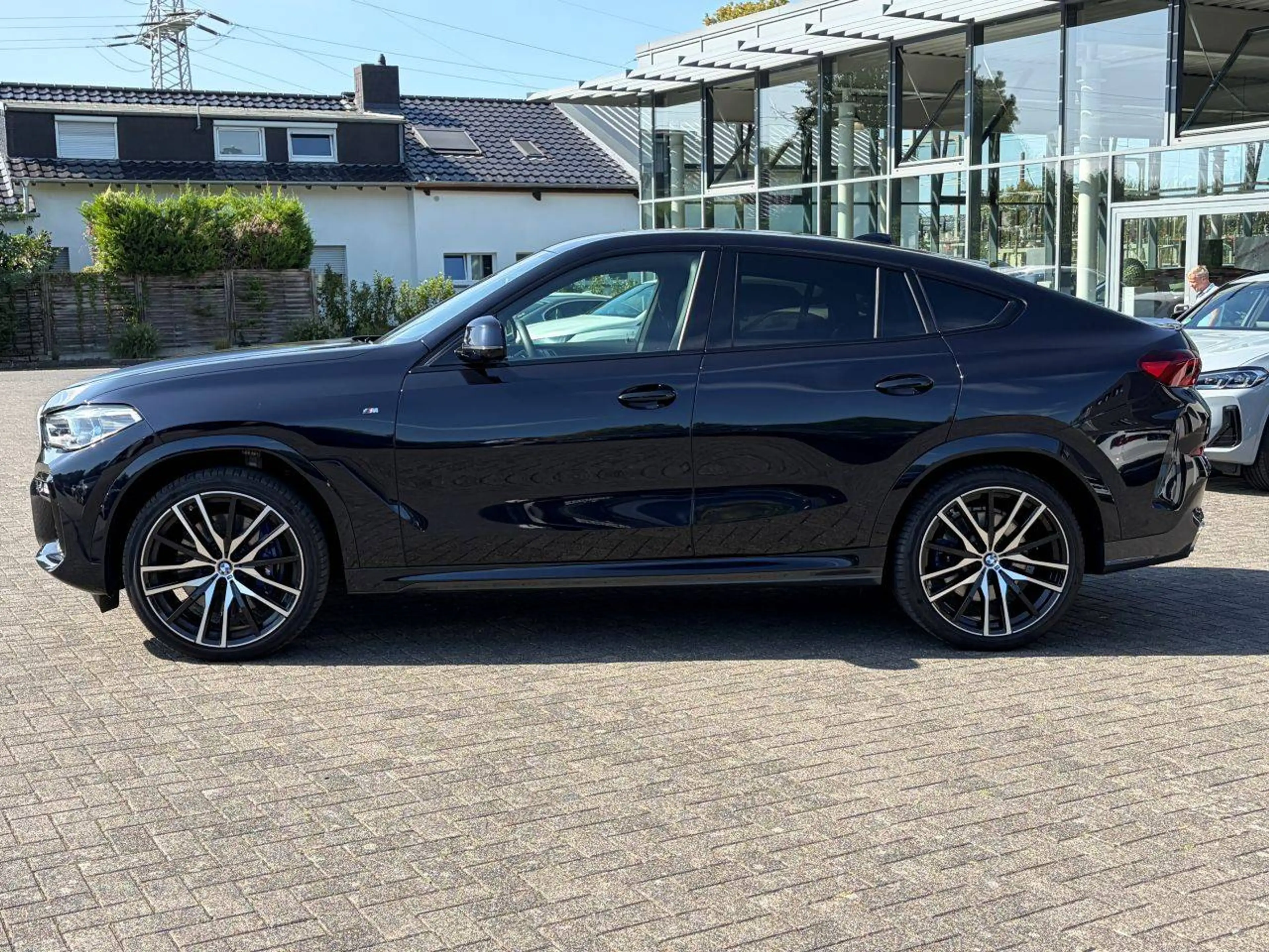 BMW X6 xDrive 40 i M Sport / Merino Leder / Glasdach / Laserlicht — photo 3