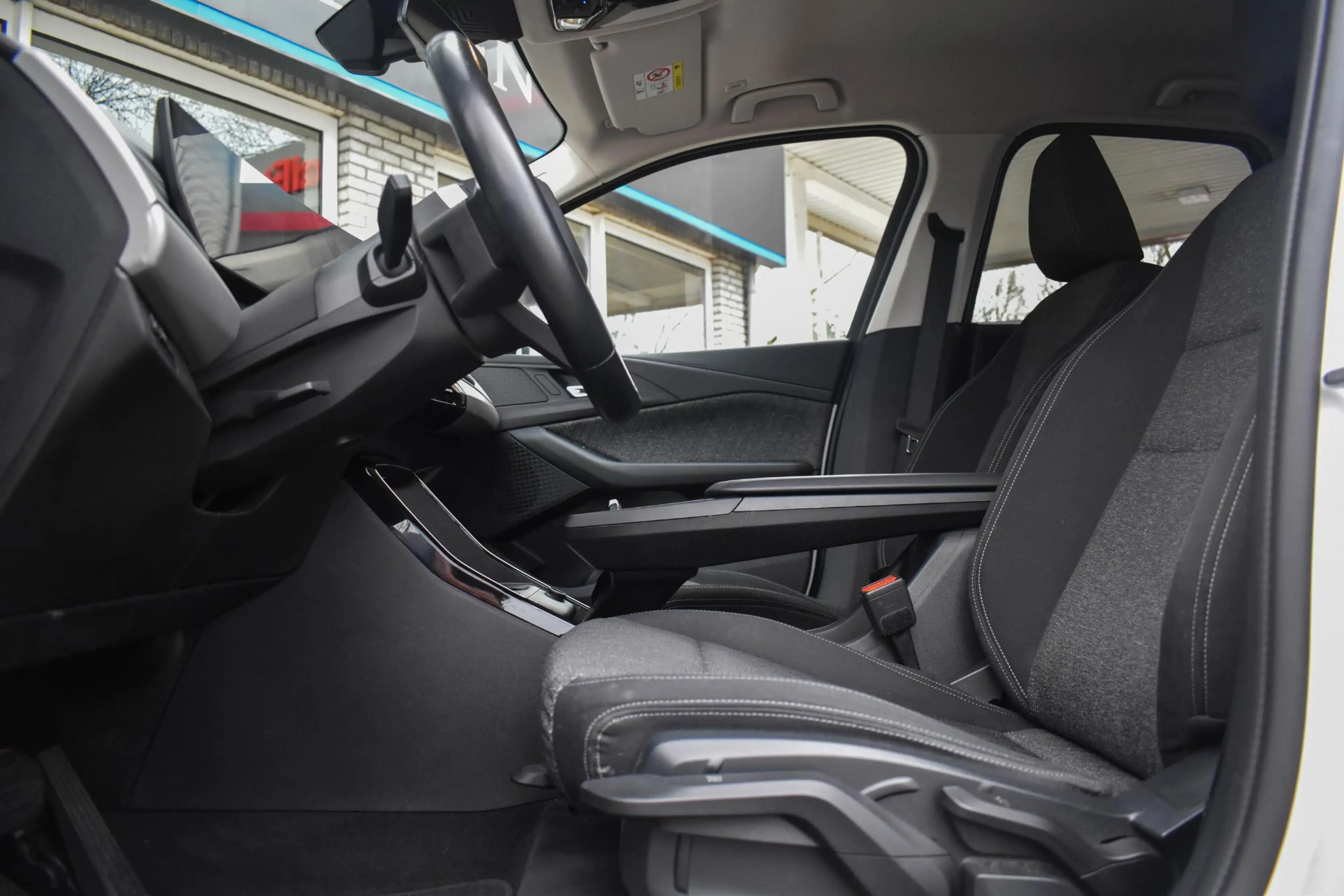 BMW 218 2-serie Active Tourer 218i aut. Head Up 360 Camera — photo 37